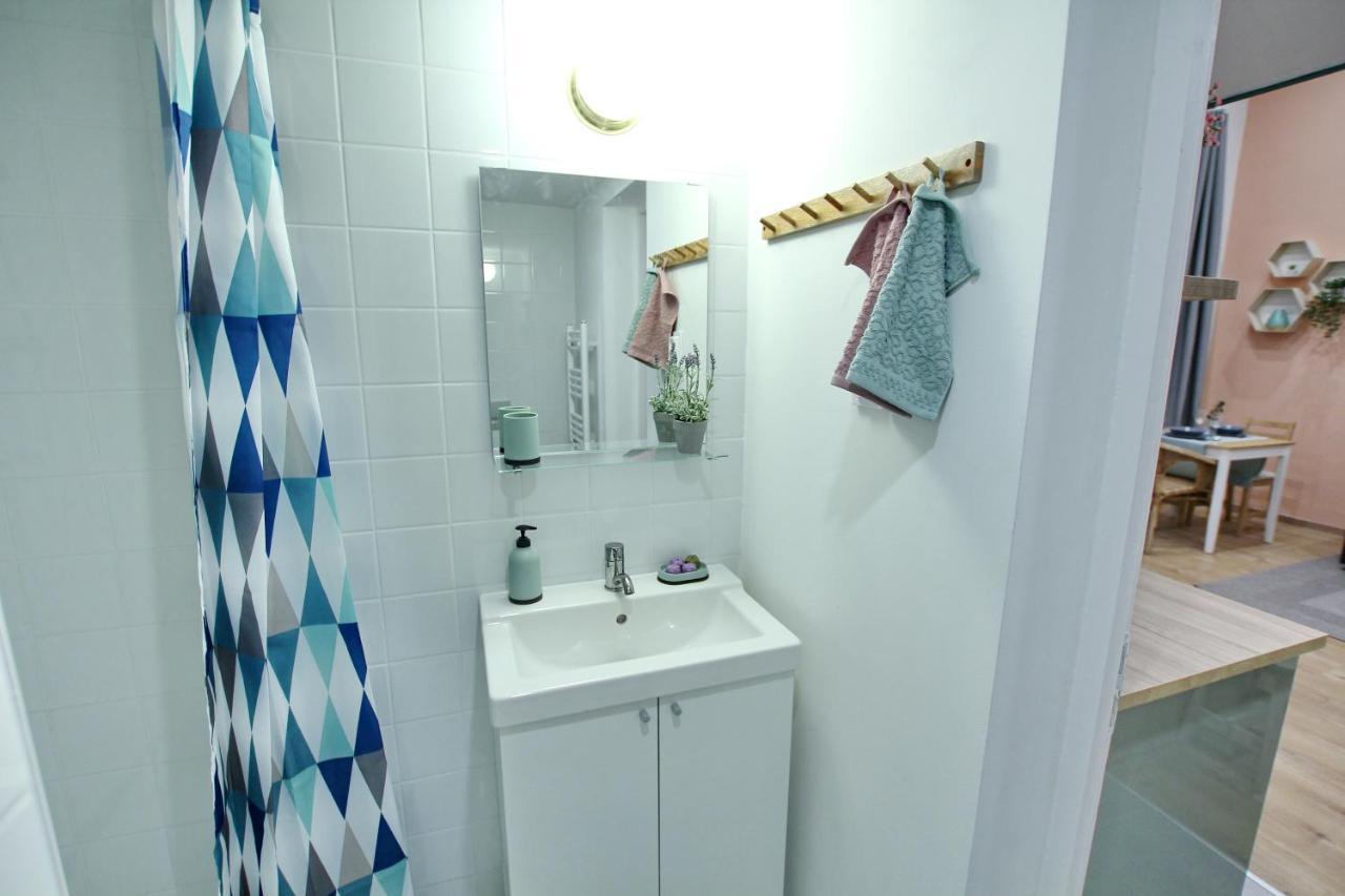 Lovely&Modern Downtown Apartment With Free Parking Budapeszt Zewnętrze zdjęcie